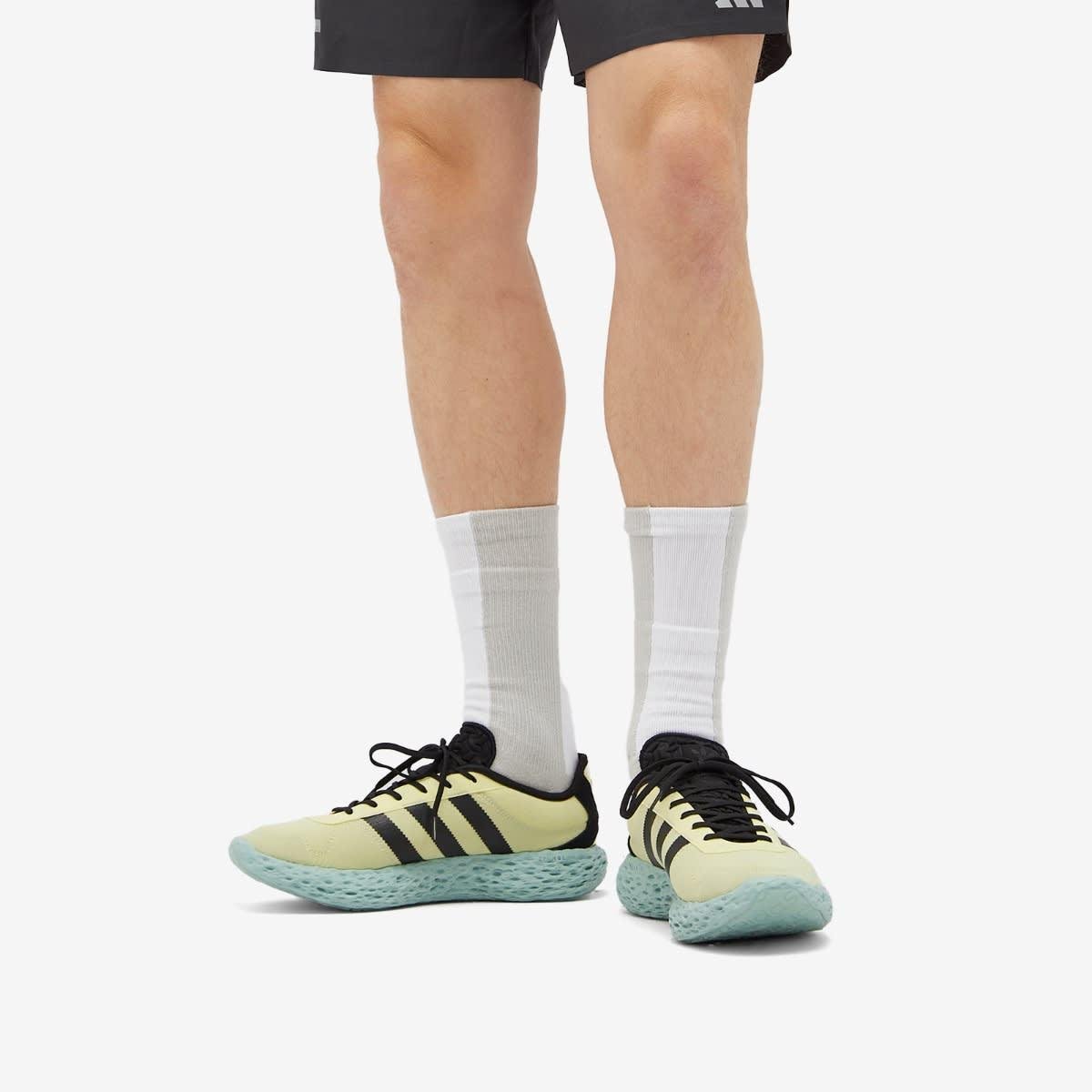 国内配送 adidas ZPONGE ICE YELLOW/CORE BLACK/FOCUS BLUE The adidas Zponge Ice Yellow Core Black is Available Now