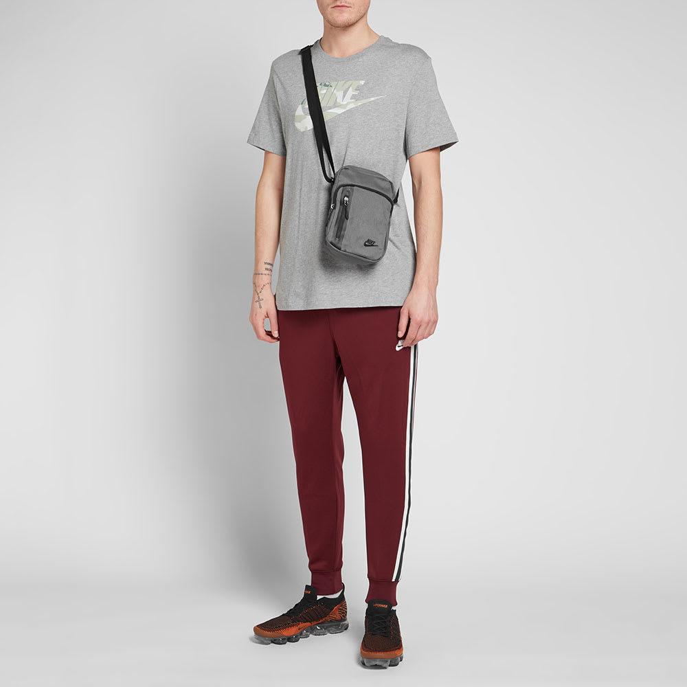 nike tech small bag