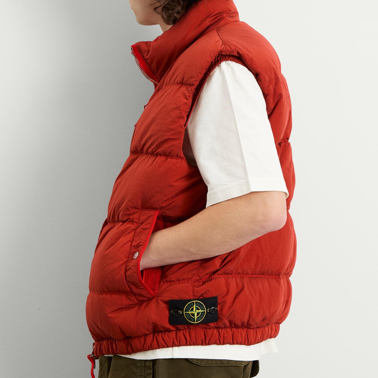 Stone Island Nylon Metal Econyl Down Vest in Red for Men | Lyst