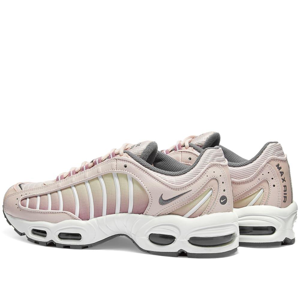 Nike Lace Air Max Tailwind Iv Shoe in Pink - Lyst