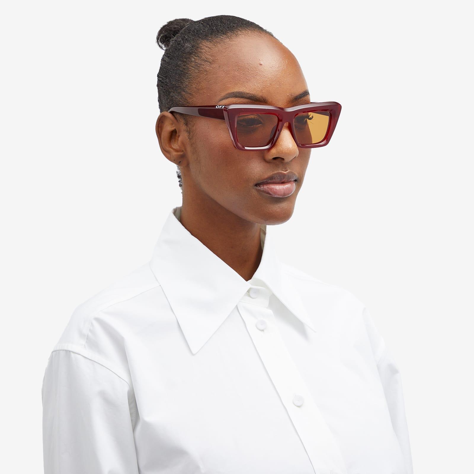Off-White c/o Virgil Abloh Off- Hampton Sunglasses in Red