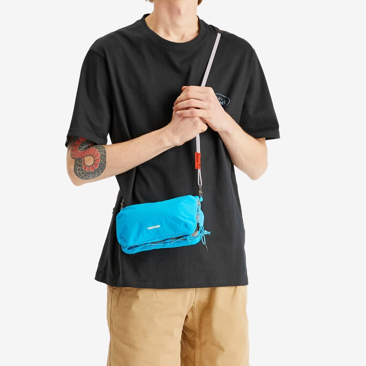 Topologie Bottle Sacoche Medium in Blue | Lyst