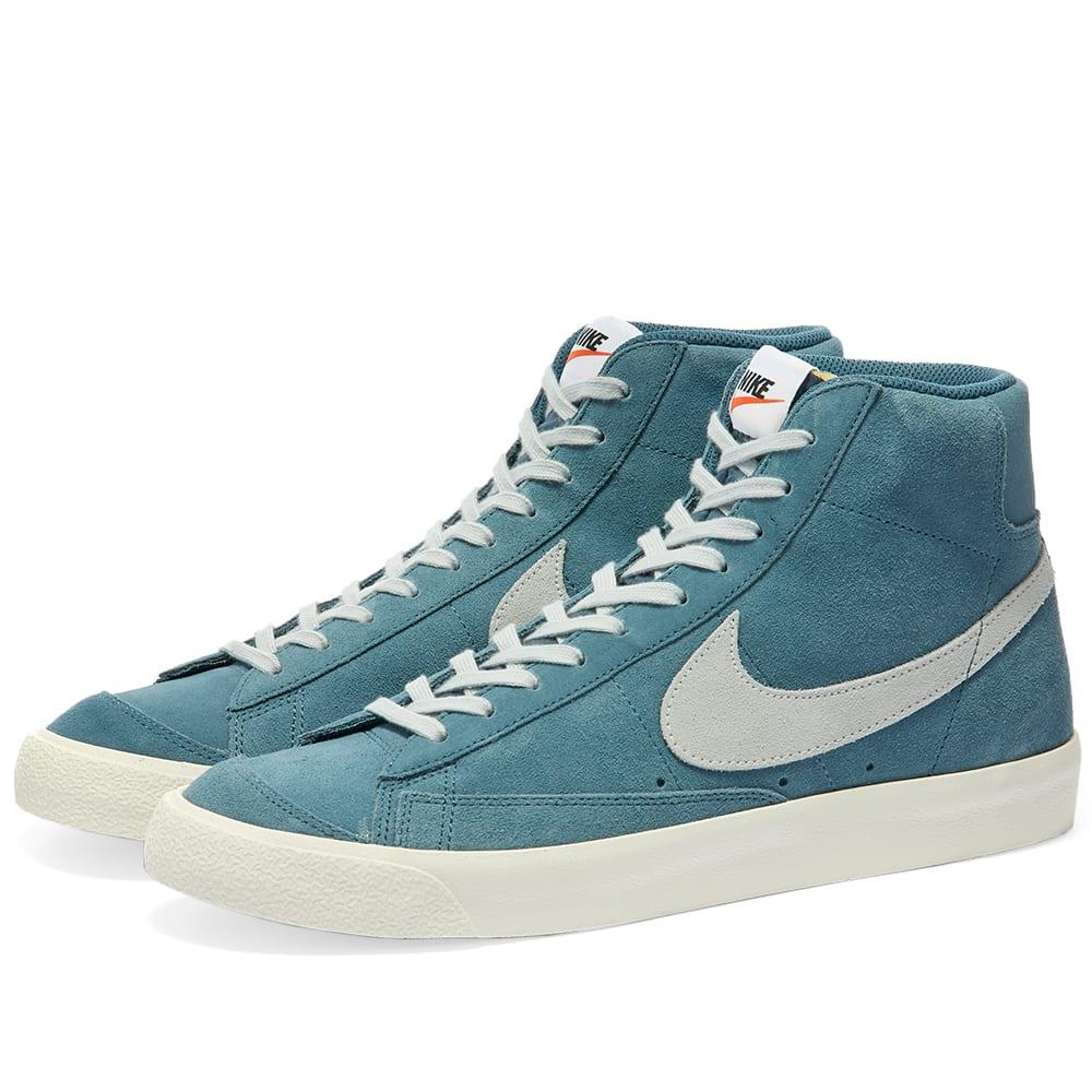 nike blazer mid 77 pacific blue on feet