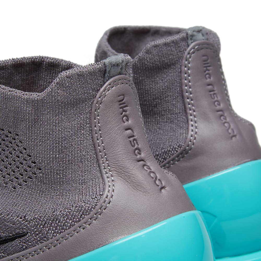 nike rise react flyknit trainers