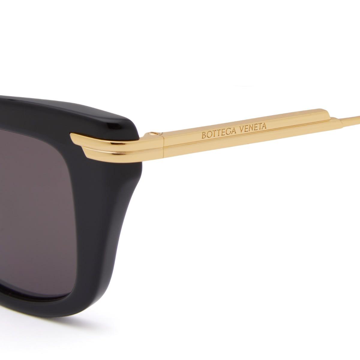 サングラス BOTTEGA VENETA Bottega Veneta - BV1369S - 001 (BV1369S 001) Sunglasses Bottega Veneta BV1369S - Mia Burton