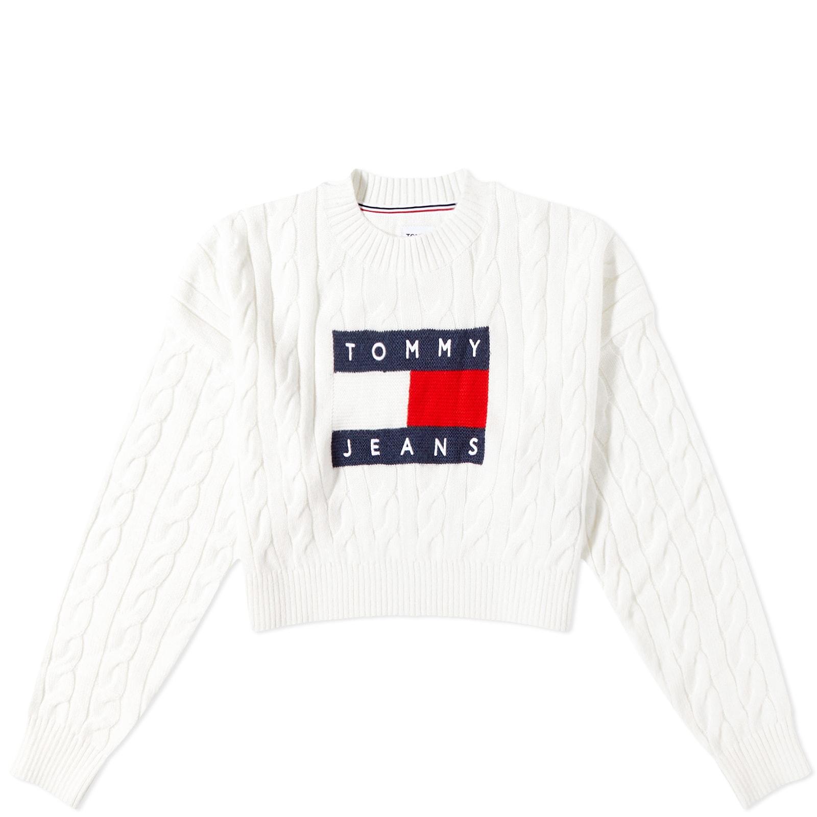 Tommy Hilfiger Boxy Flag Logo Cable Knit Jumper in White | Lyst
