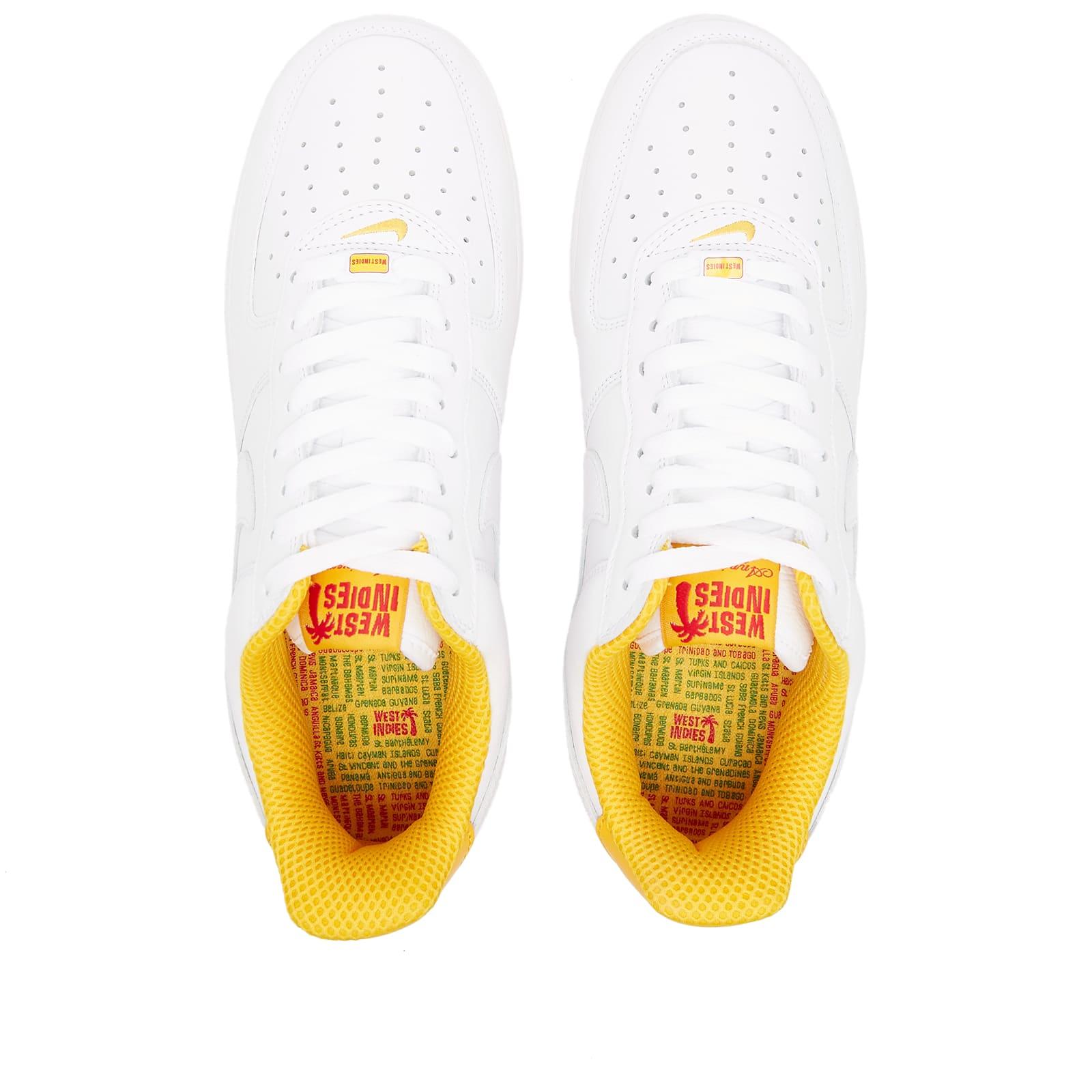 Nike Air Force 1 Low Retro Qs Sneakers in White | Lyst