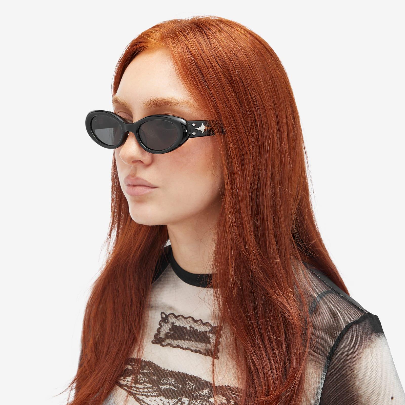 Gentle Monster Cuff Sunglasses in Black | Lyst