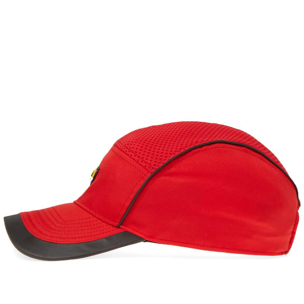 red nike tn hat