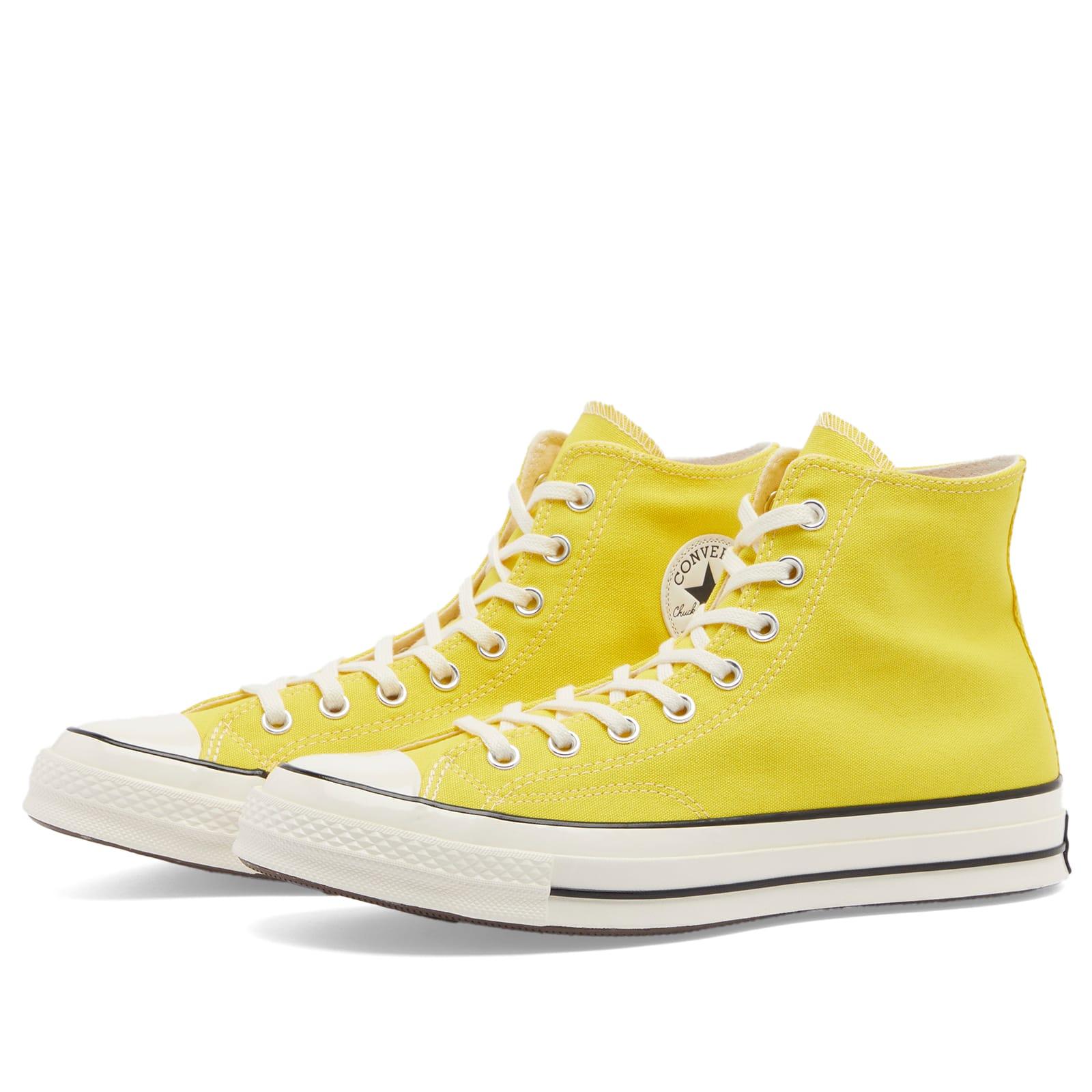 Black and yellow converse deals