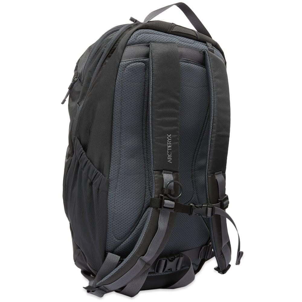 Arc'teryx Mantis 26 Backpack in Grey for Men | Lyst UK