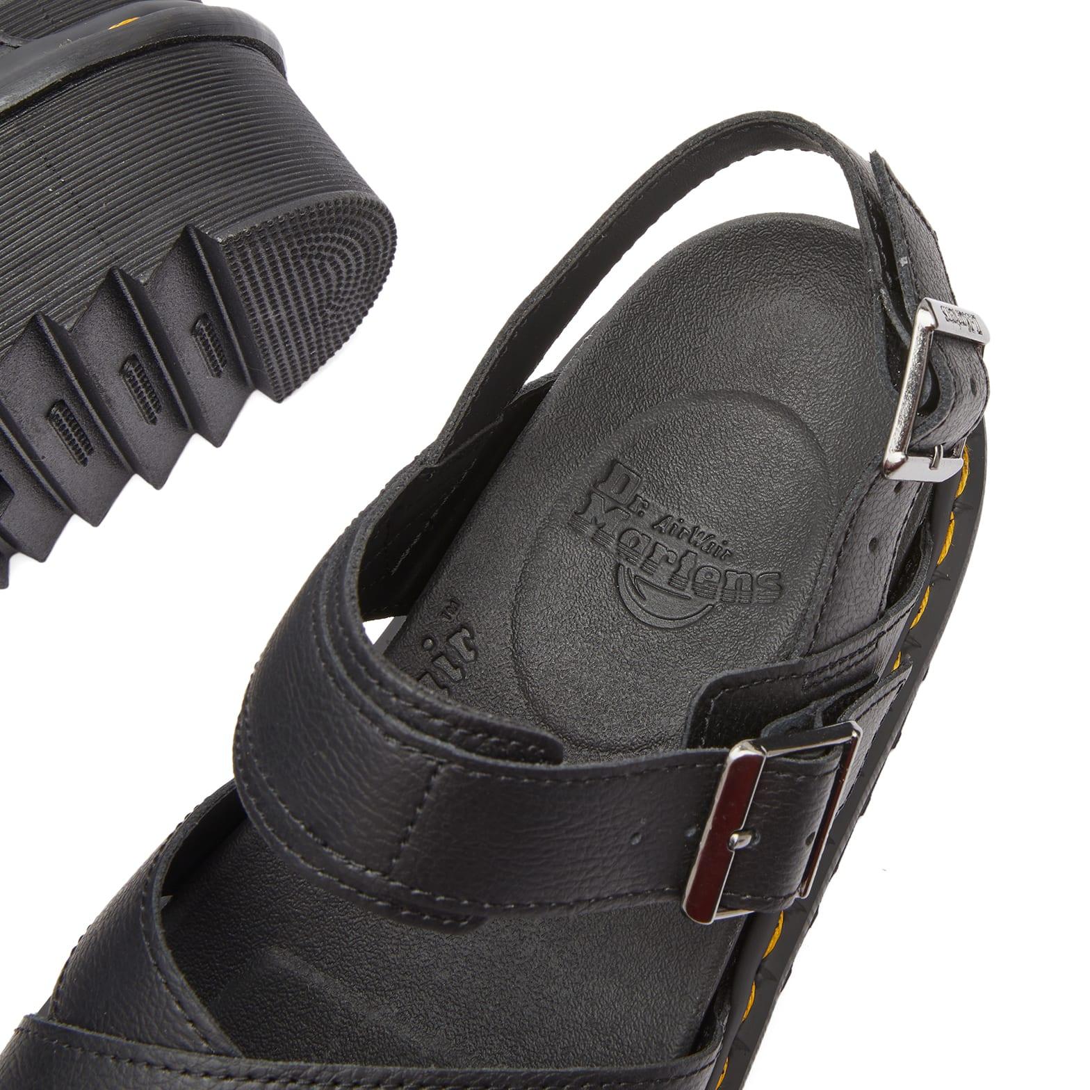 Dr. Martens Voss Ii Quad Sandals in Black | Lyst