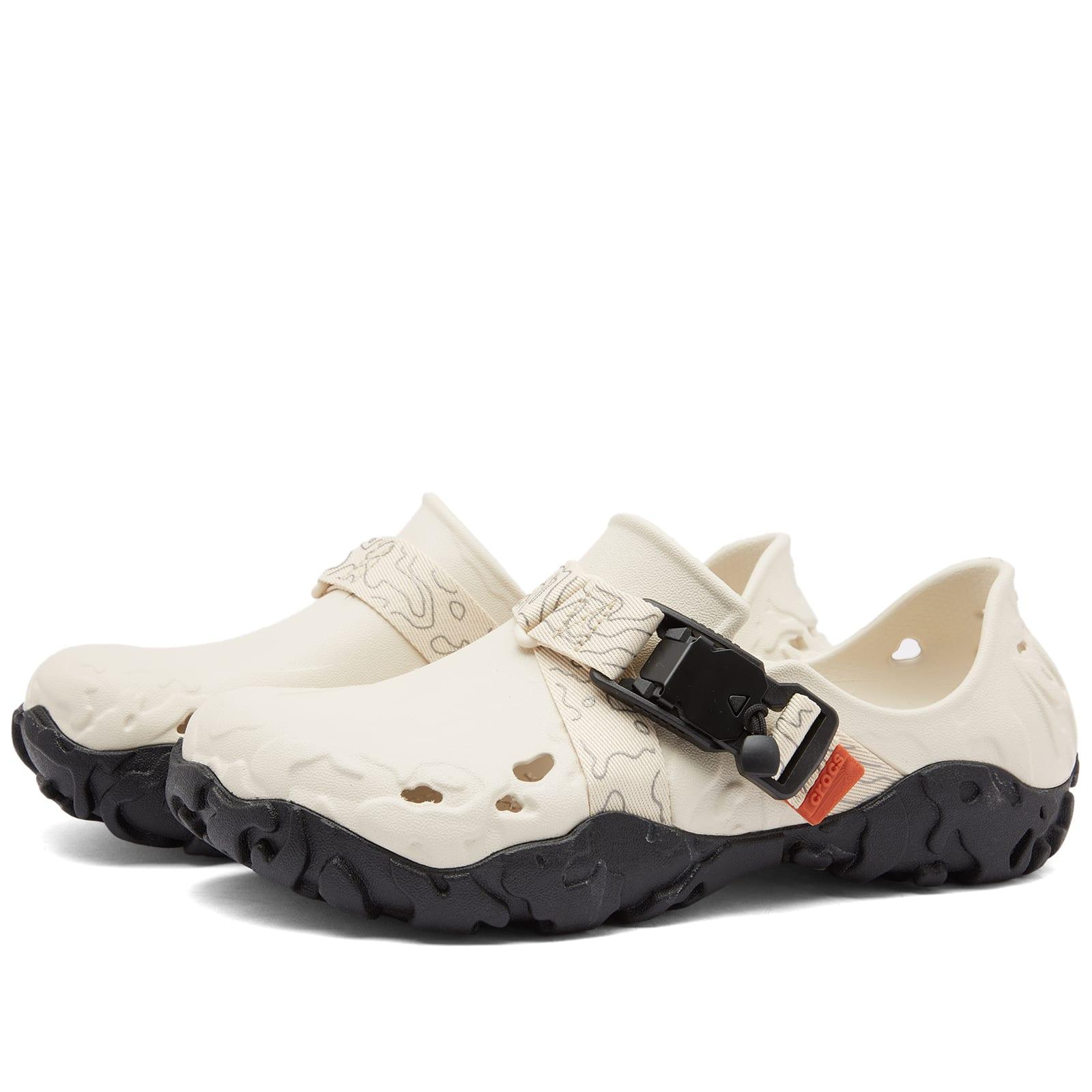 black all terrain crocs