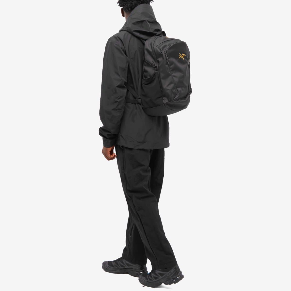 Arc'teryx Men's Black Mantis 26 Backpack