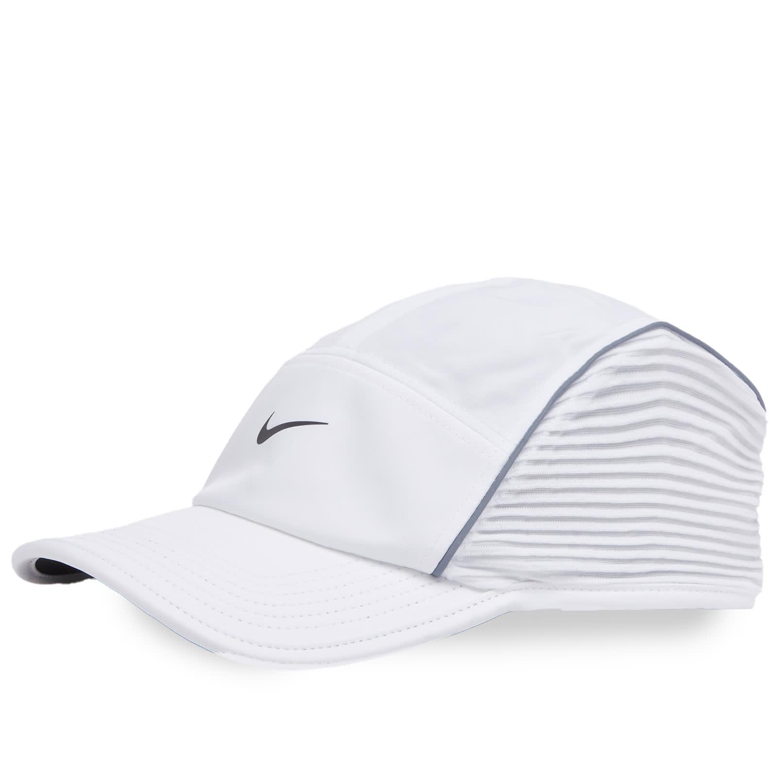 white nike winter hat