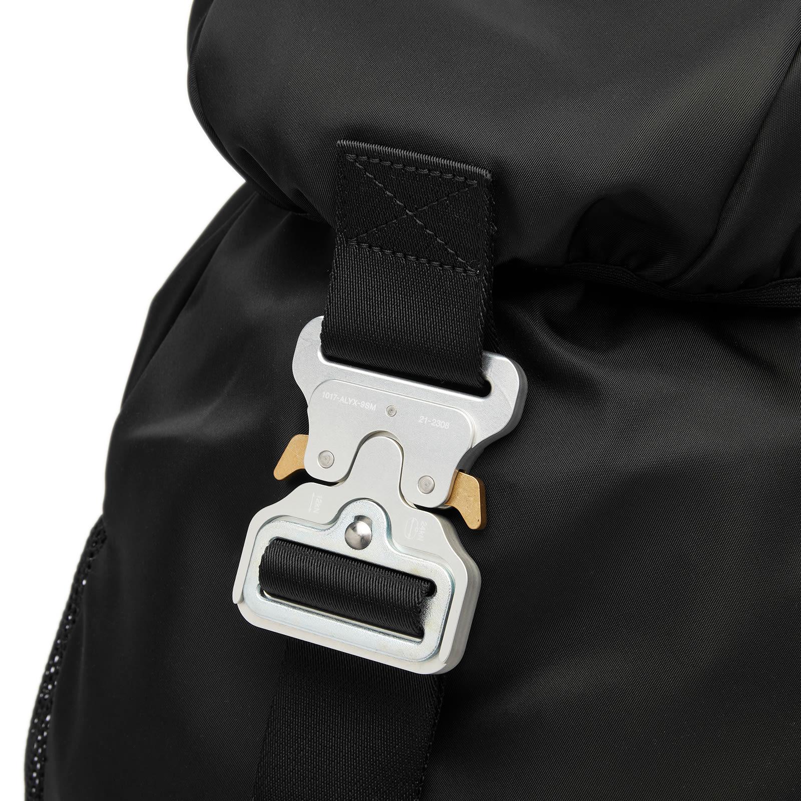 attach osprey talon to backpack Osprey Talon Velocity 30 main image 1