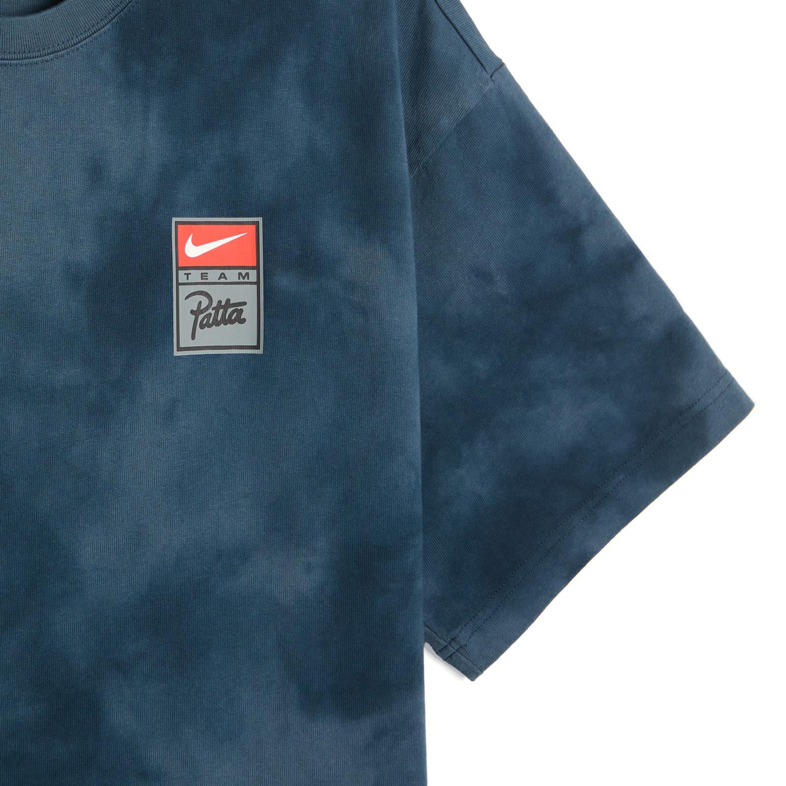 Nike Sportswear Patta Running Team Nike Patta Shirt Nike Patta SS Tee GX Wash Rush Red University Red Gym Red Men's Clothing