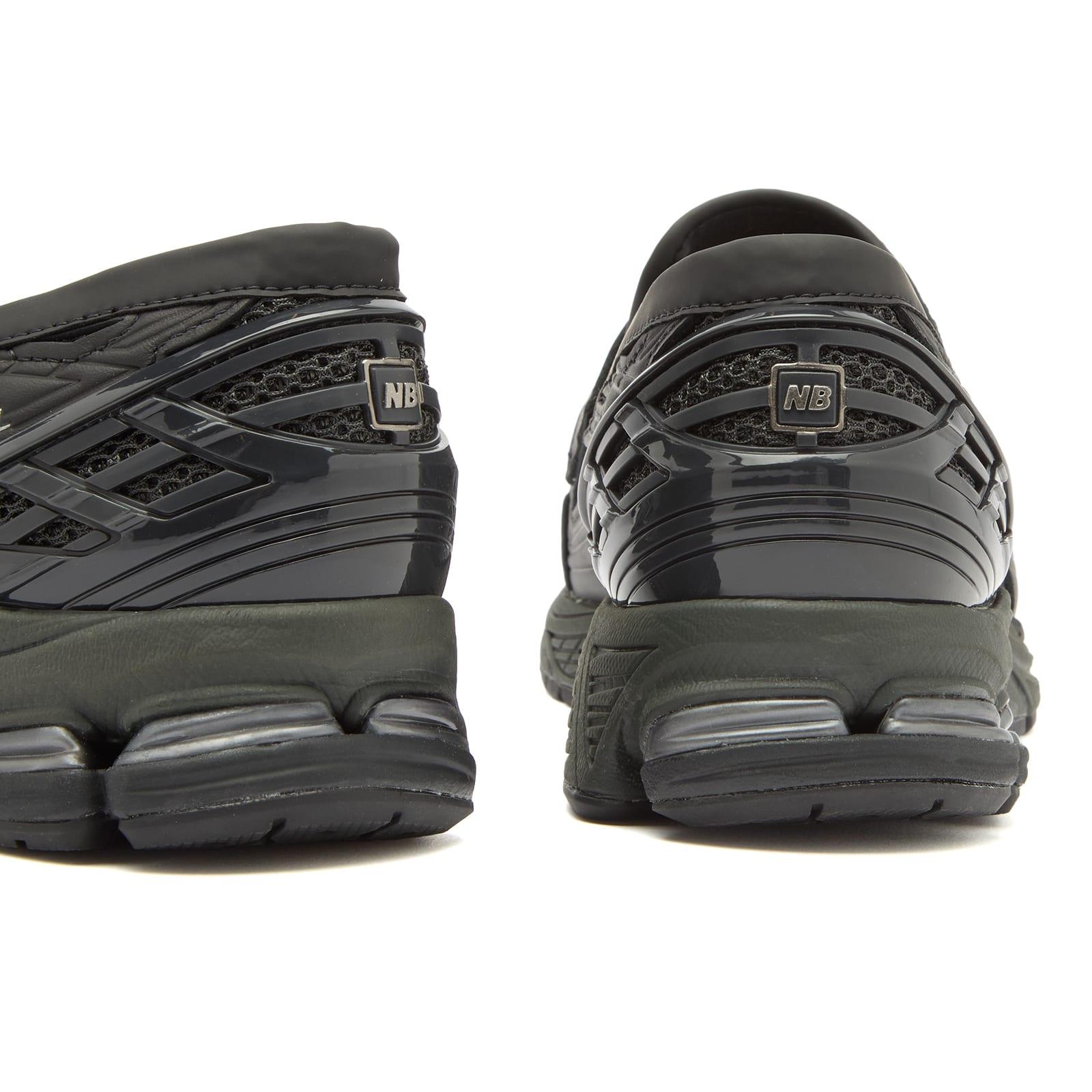 new-balance-Black-1906-Loafer-