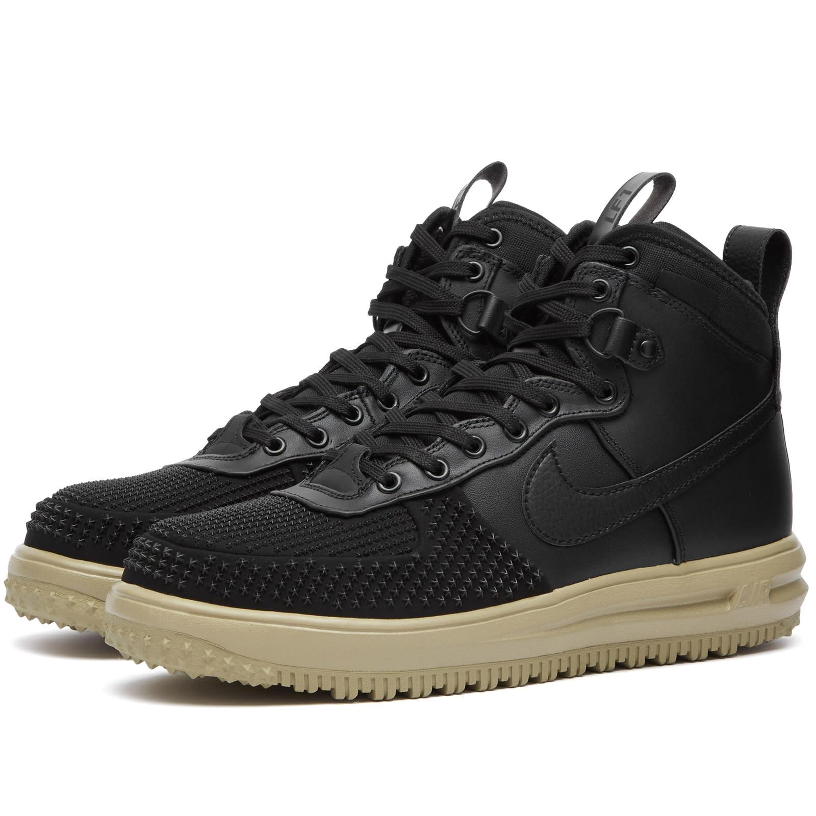 Duckboot lunar shop