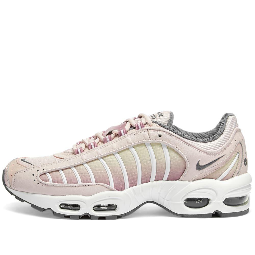 Nike Lace Air Max Tailwind Iv Shoe in Pink | Lyst