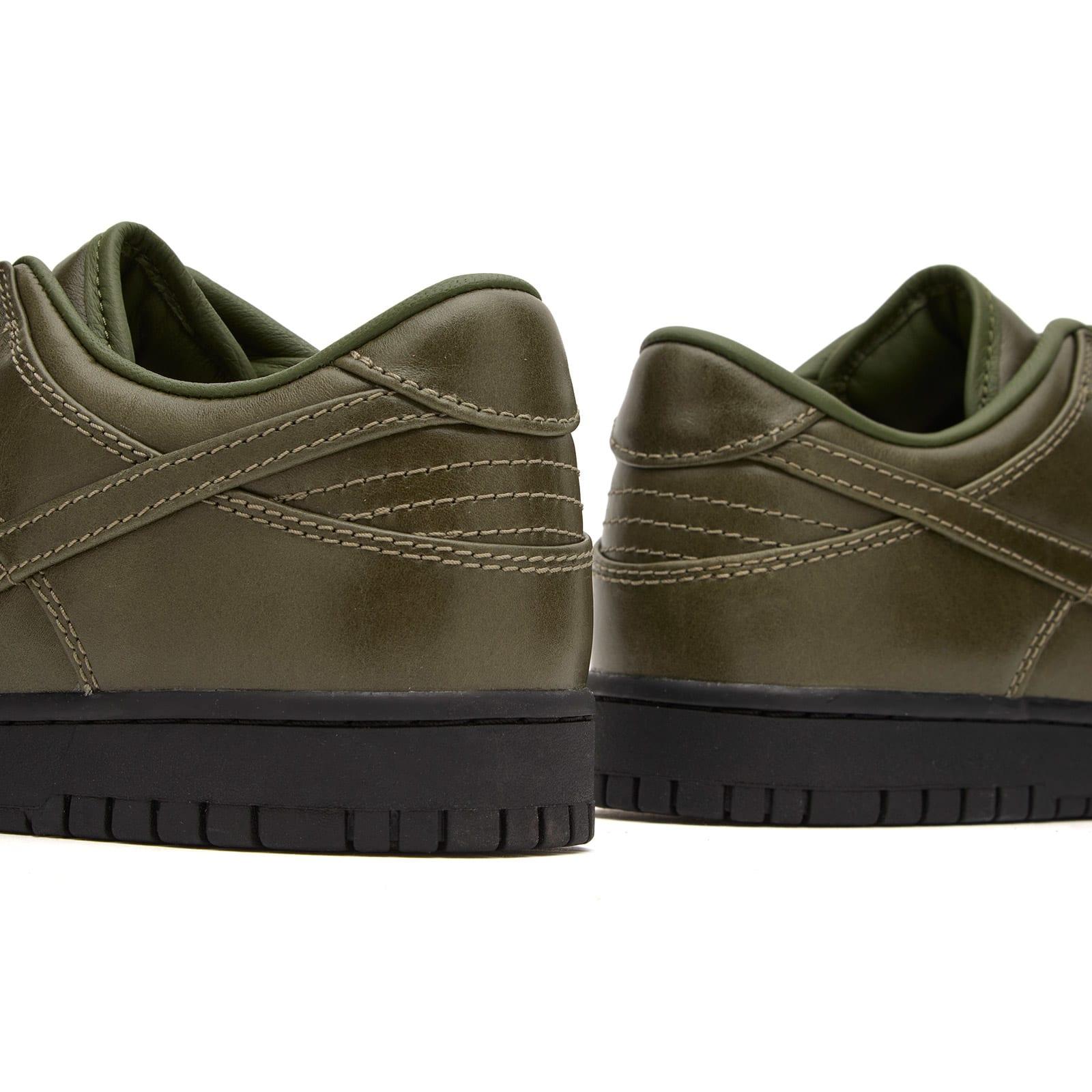 Nike Dunk Low Retro Prm Qs Sneaker in Brown | Lyst