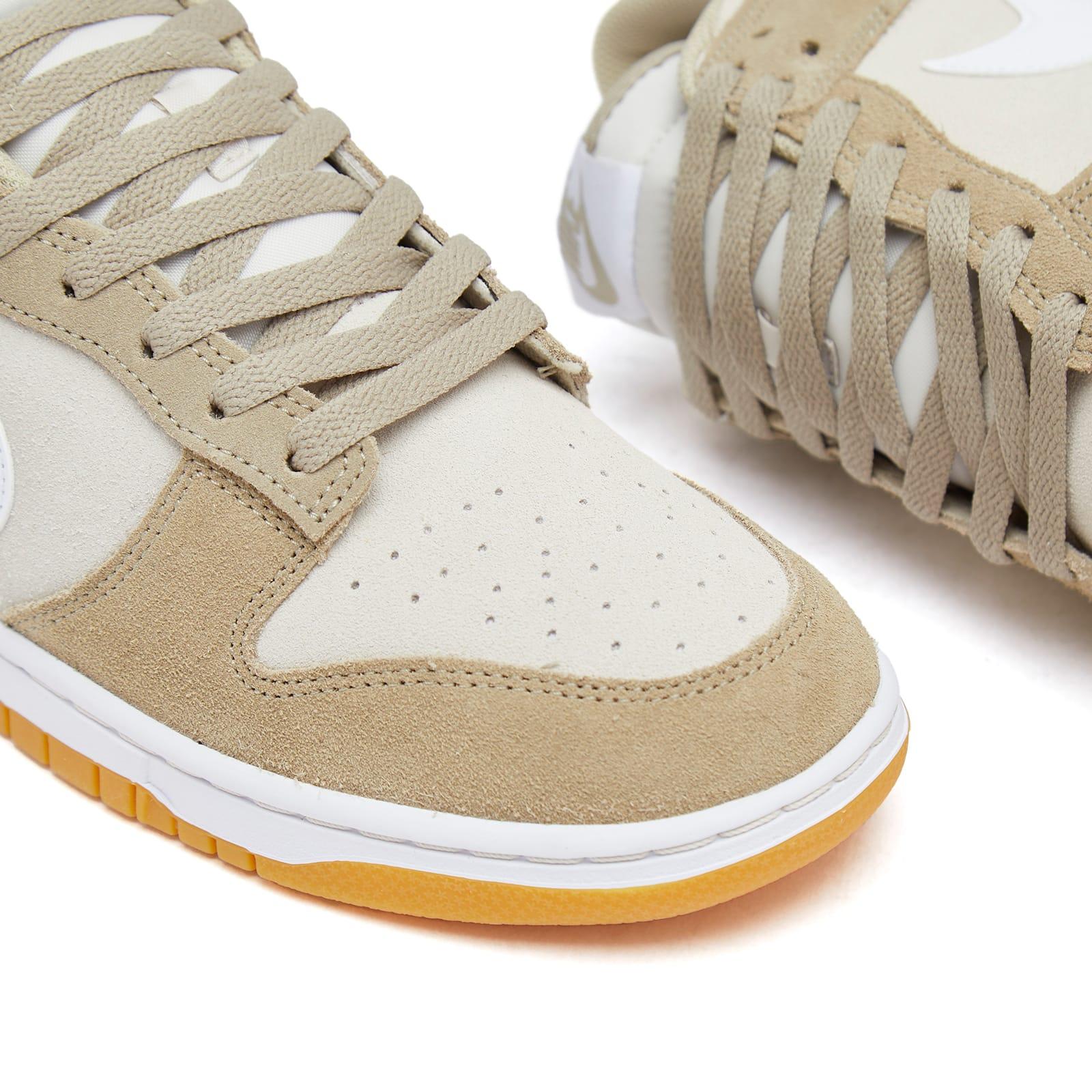 dunk low white beige