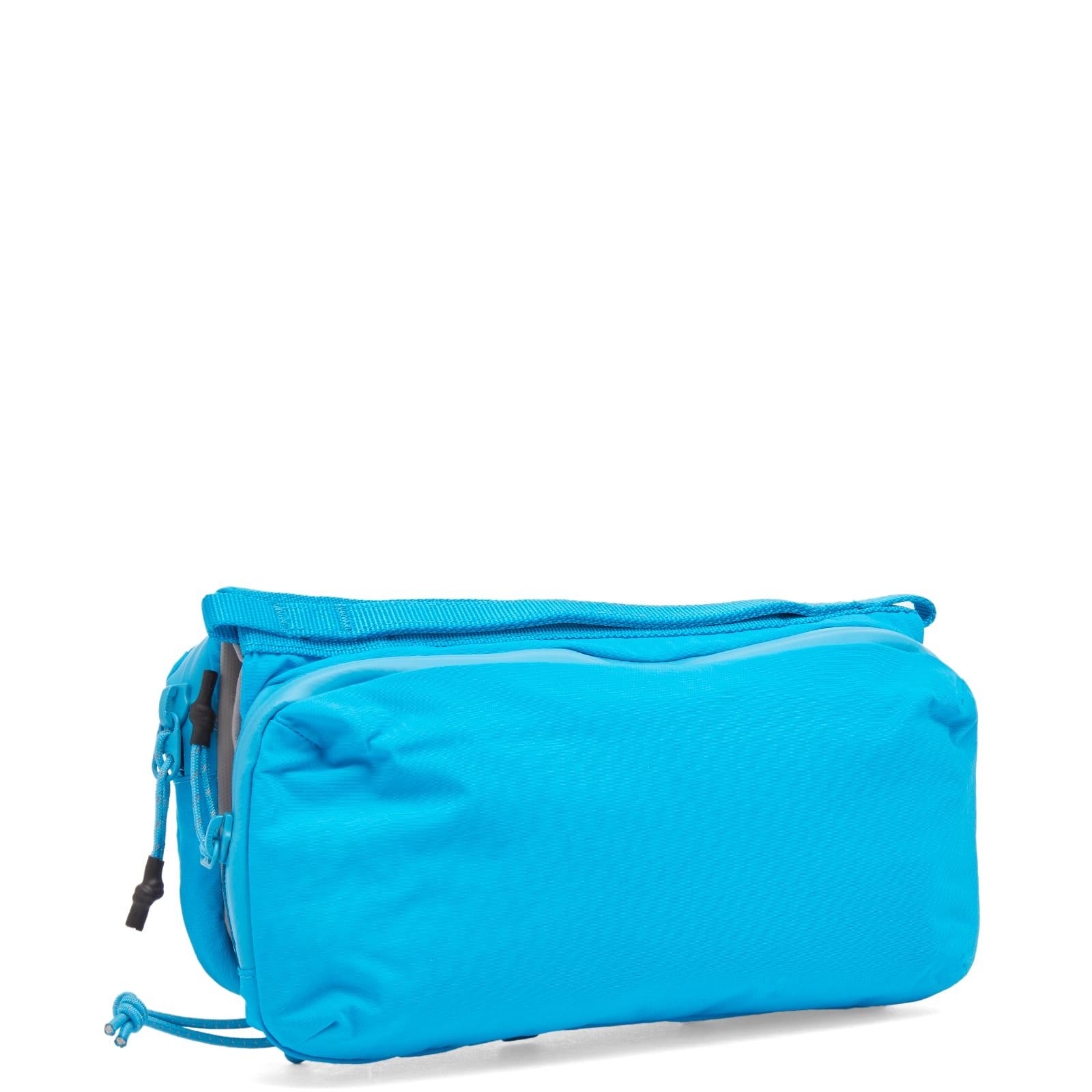 Topologie Bottle Sacoche Medium in Blue | Lyst