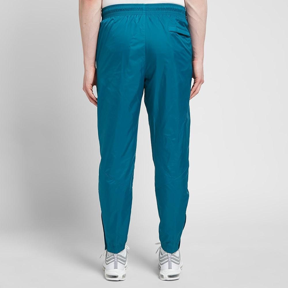 nike heritage track pant