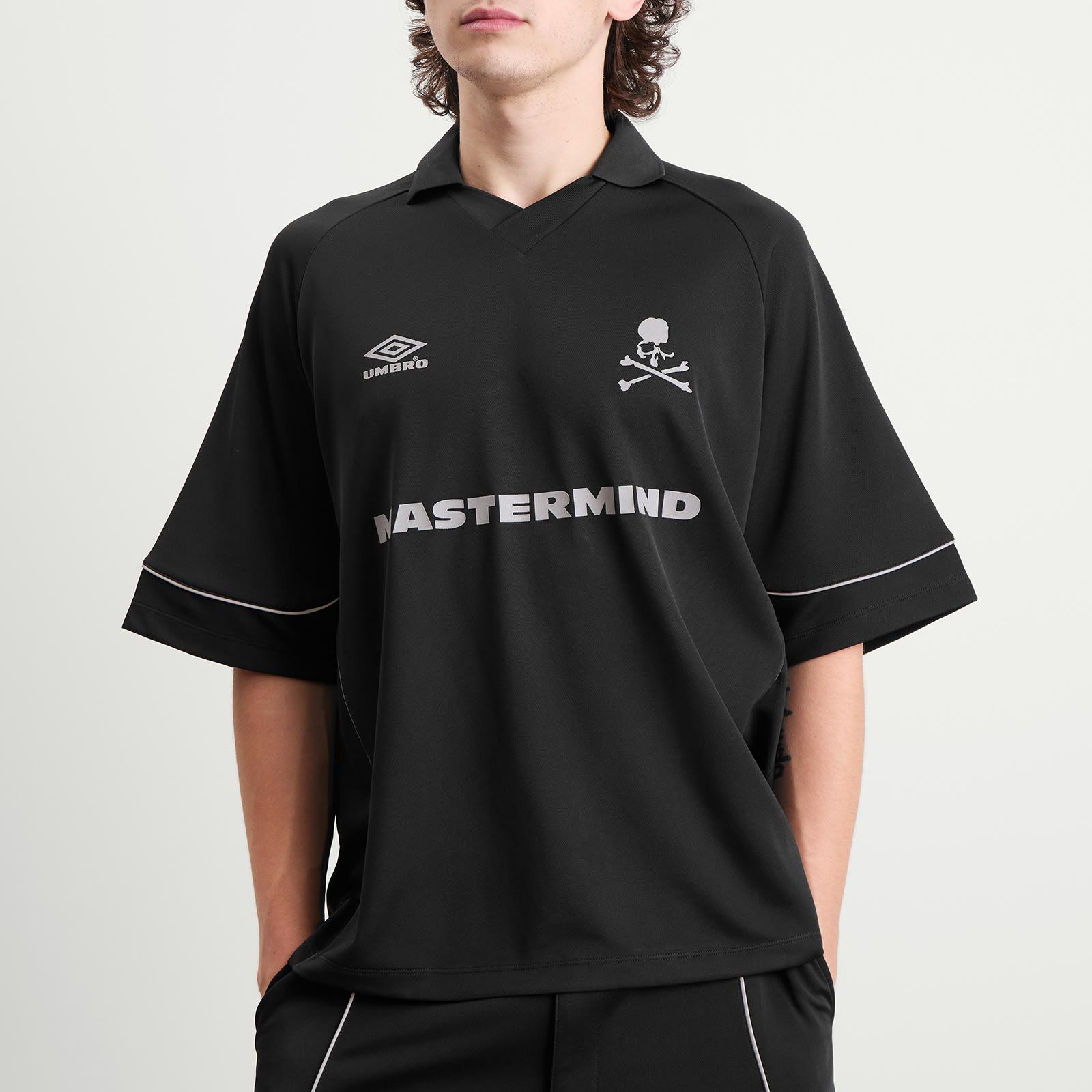 MASTERMIND WORLD X Umbro Short Sleeve Game Shirt in Black for Men