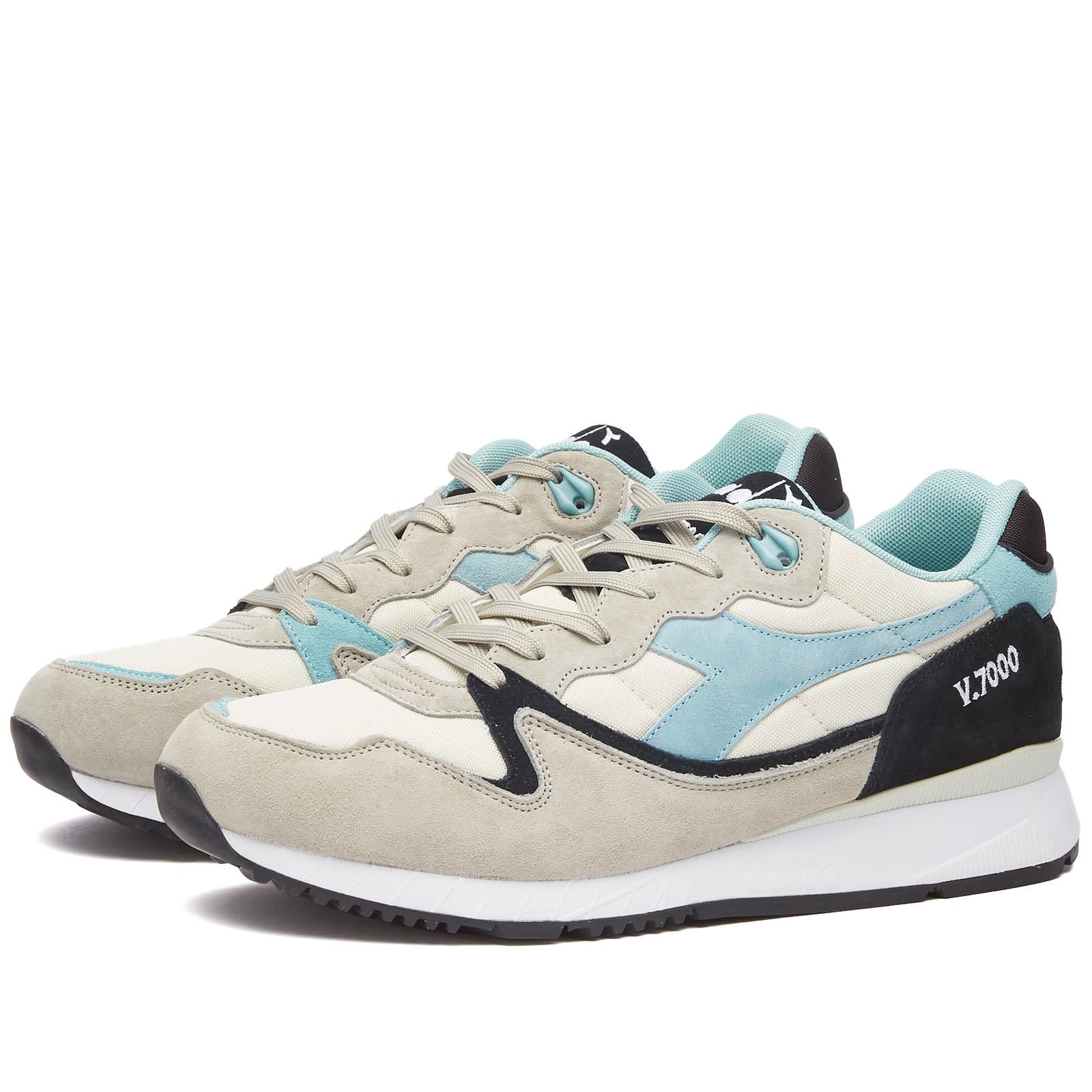 V7000 Winter Sneakers