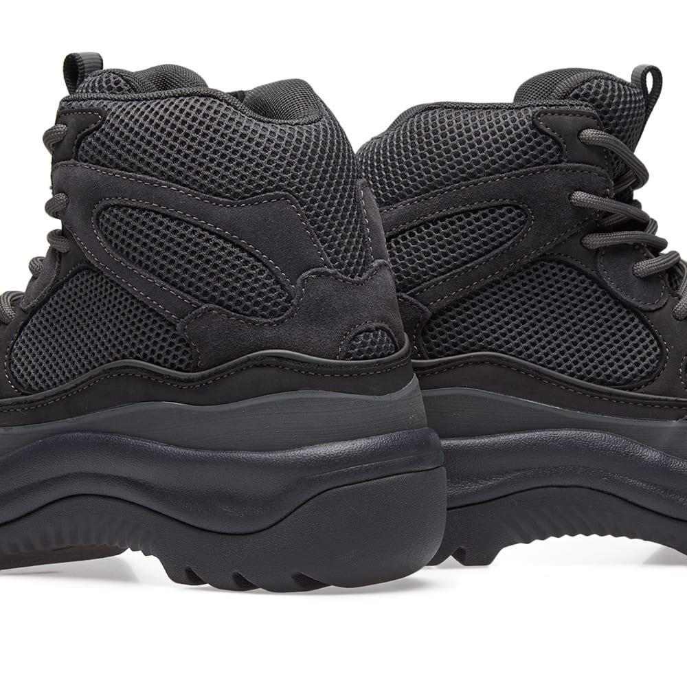 yeezy desert rat boots