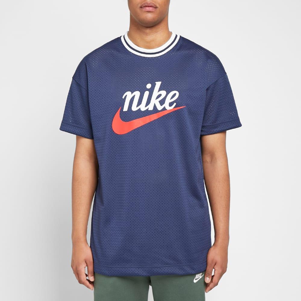 nike heritage logo t shirt
