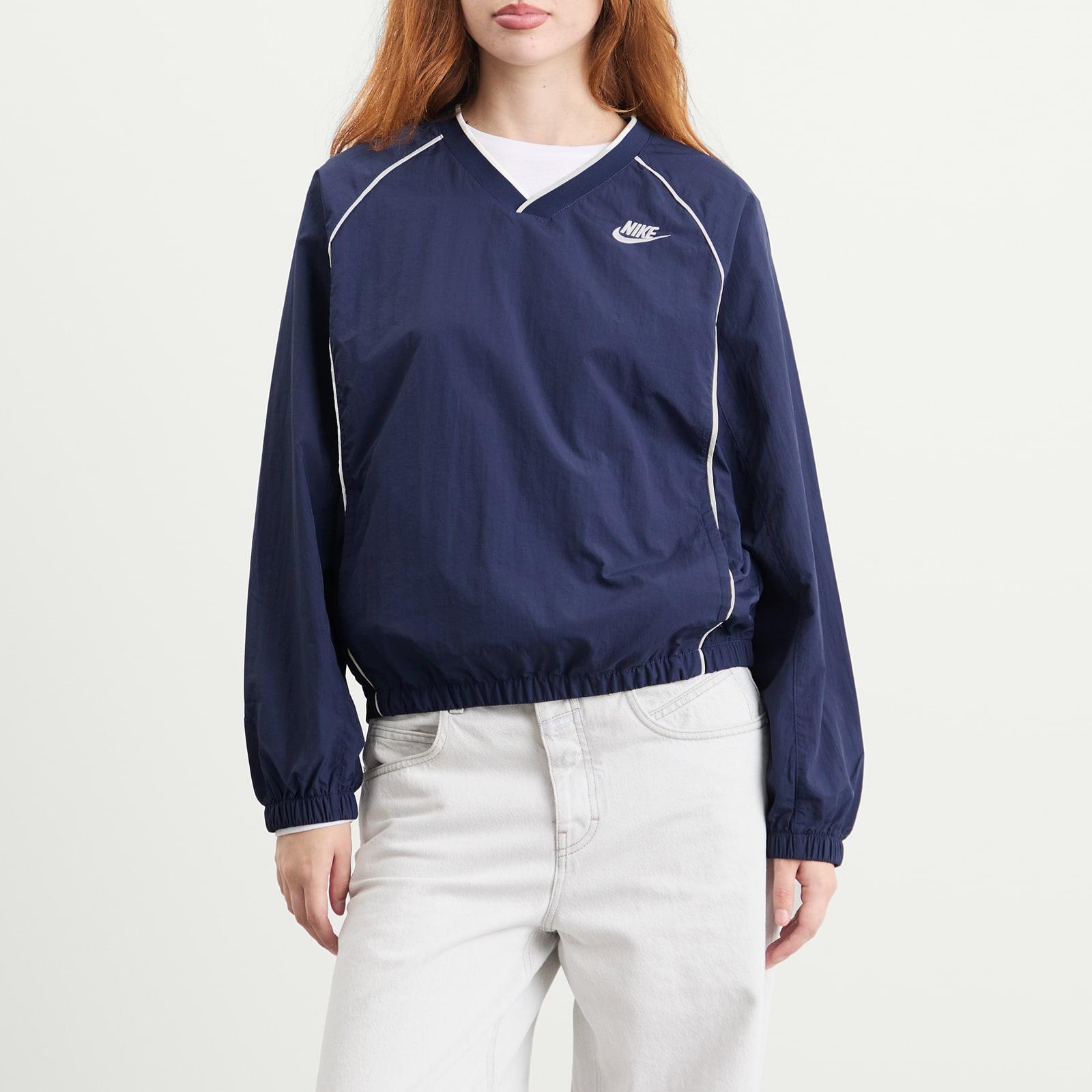 nike windbreaker womens outfit