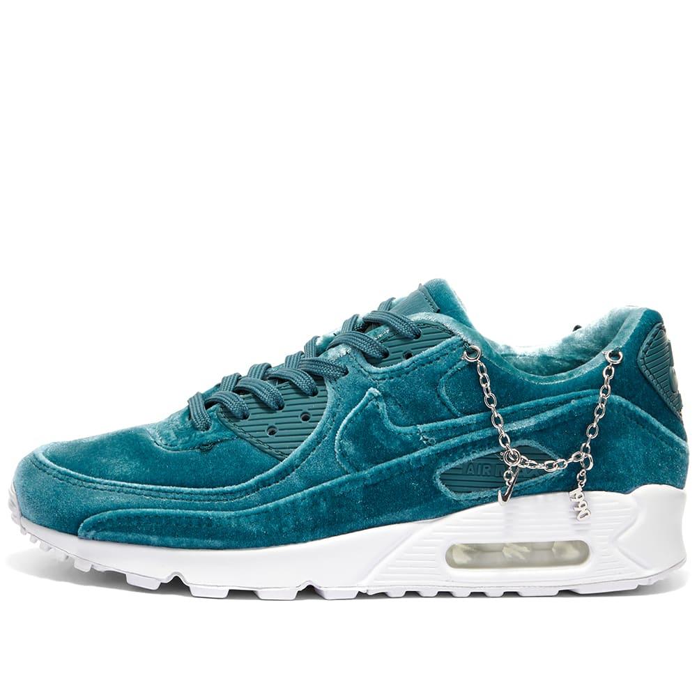 Nike W Air Max 90 Prm 'jewelry' Sneakers in Green | Lyst