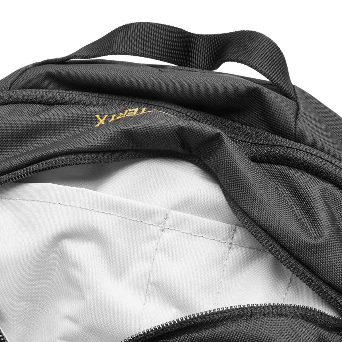Arc'teryx Mantis 26 Backpack in Black for Men | Lyst
