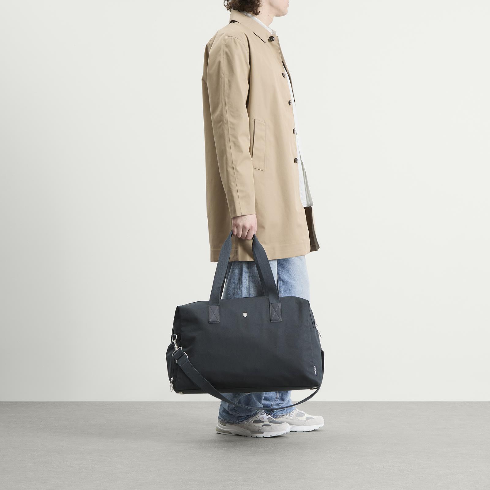 Barbour Cascade City Holdall Bag in Black for Men | Lyst UK
