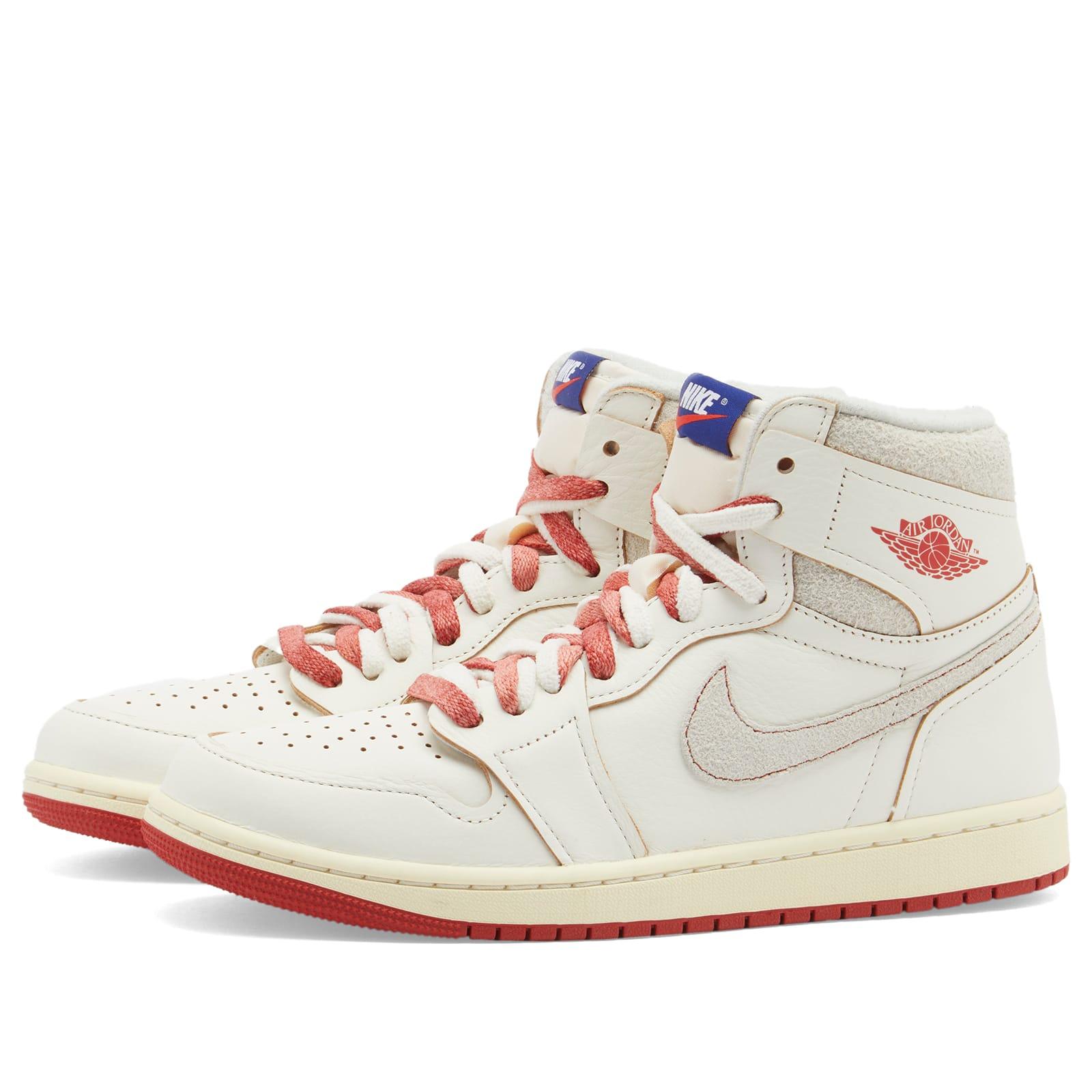 Nike 1 Retro Hi Og W Sneaker in White | Lyst UK