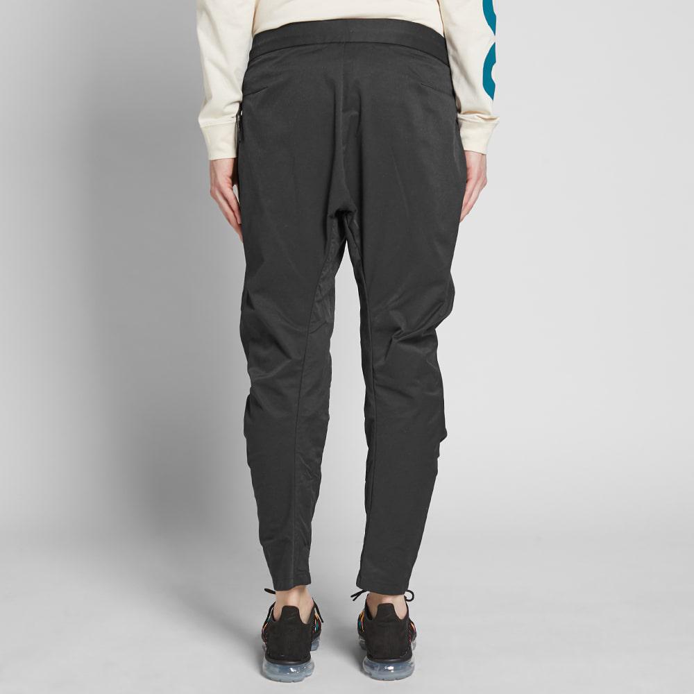 aw19 tech cargo pants