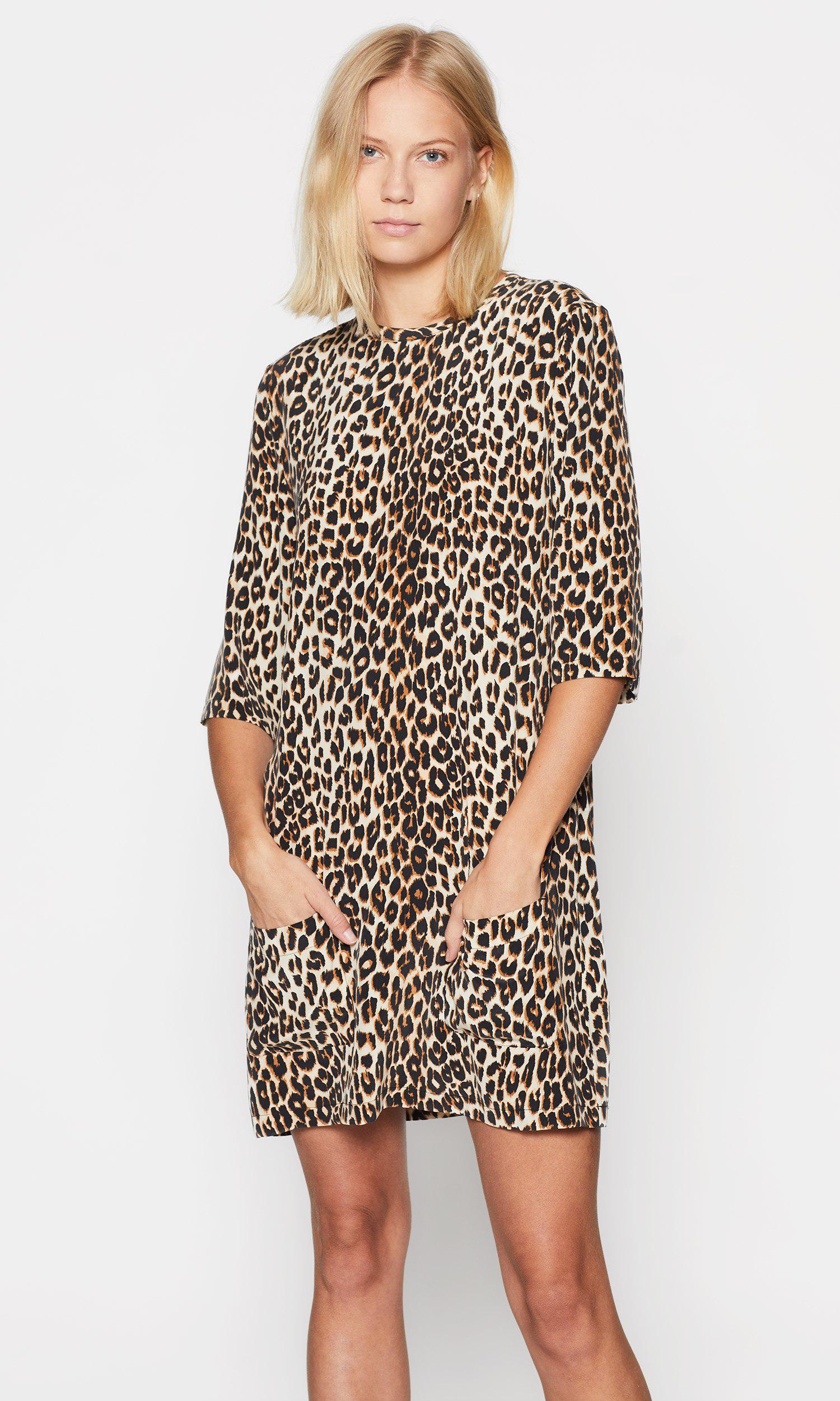 Equipment Aubrey Silk Dress in Natural Lyst