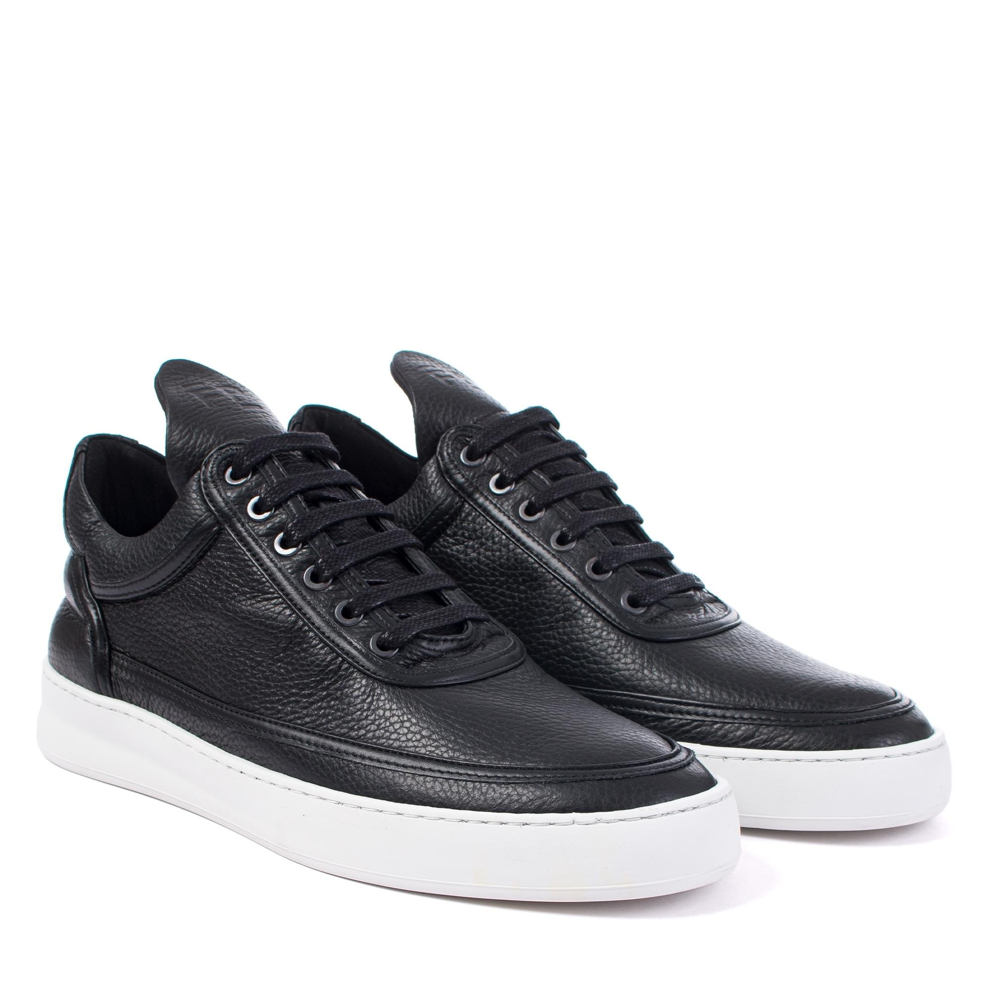 plain black trainers
