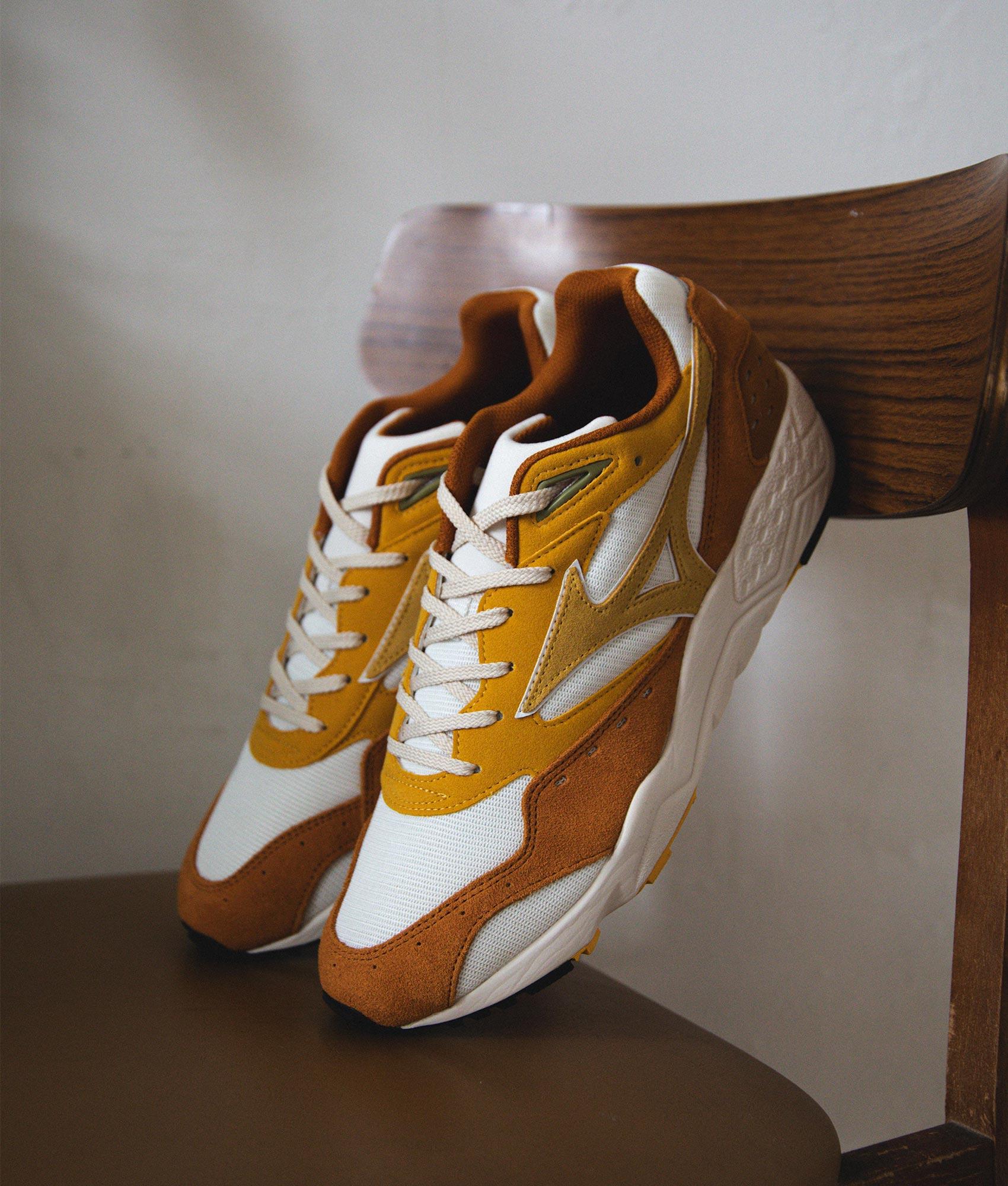 Mizuno Contender Sneakers for Men Lyst UK