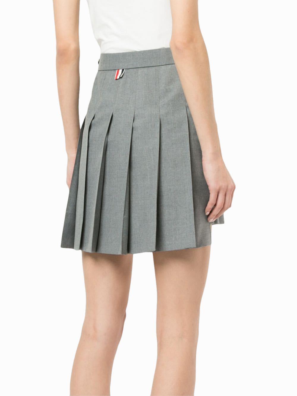 Thom Browne Wool Dropped Back Mini Pleated Skirt in Grey (Gray) - Lyst