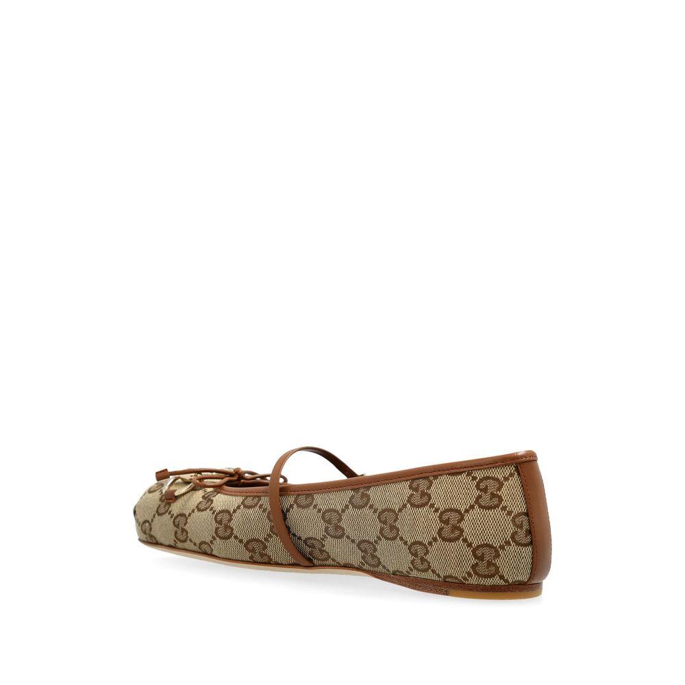 【GUCCI】期間限定セール中！バレリーナ フラット グッチ ホースビット〕ウィメンズ フラットバレエシューズライト