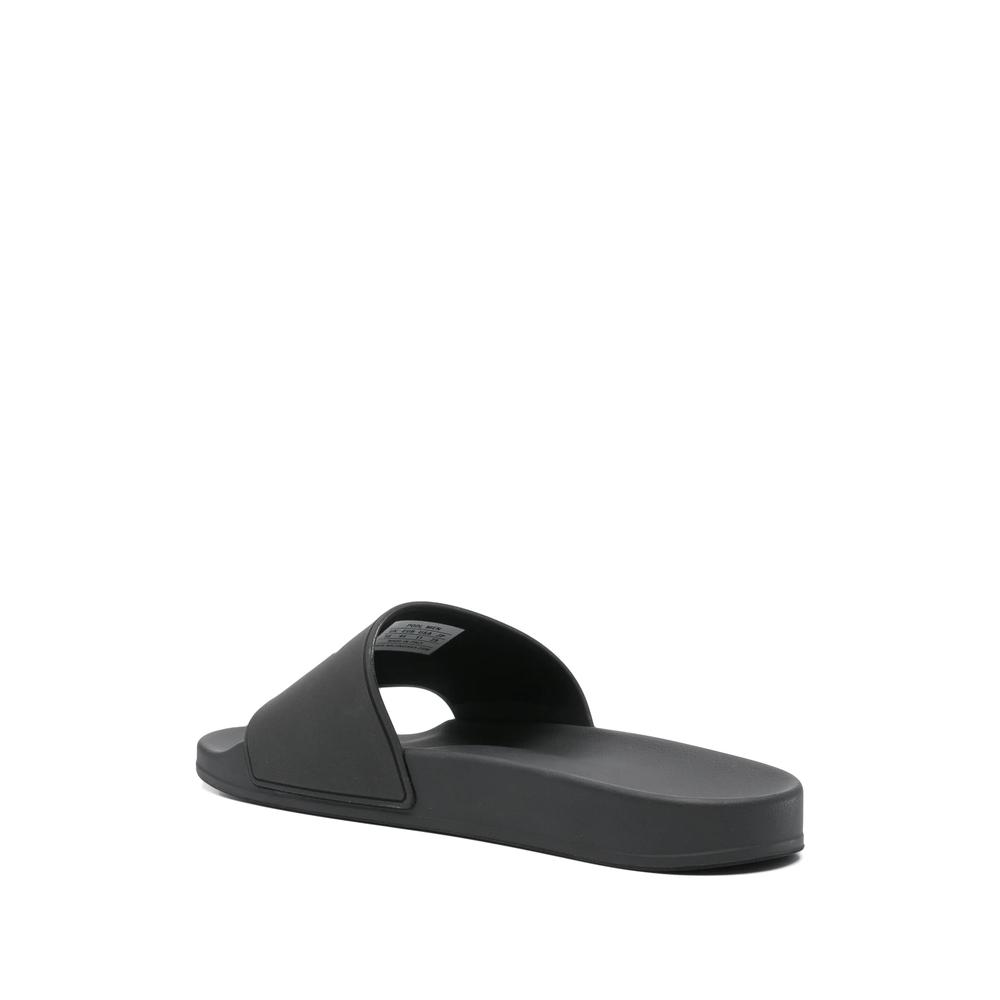 Balenciaga Sandals and flip-flops for Men | Online Sale up