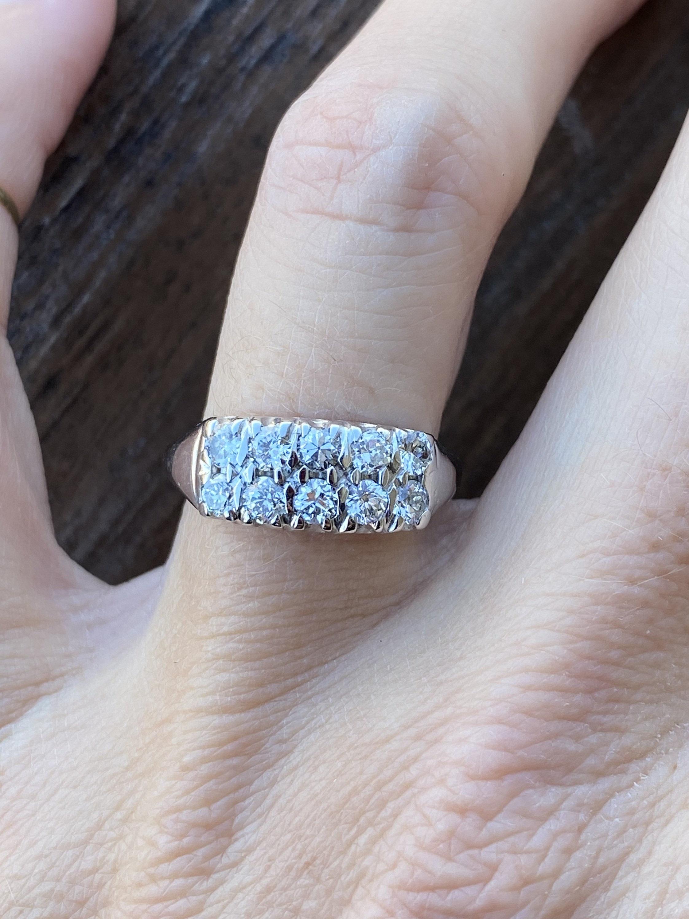 Ladies Vintage Estate 14K White Gold Diamond Wedding Anniversary Ring Band