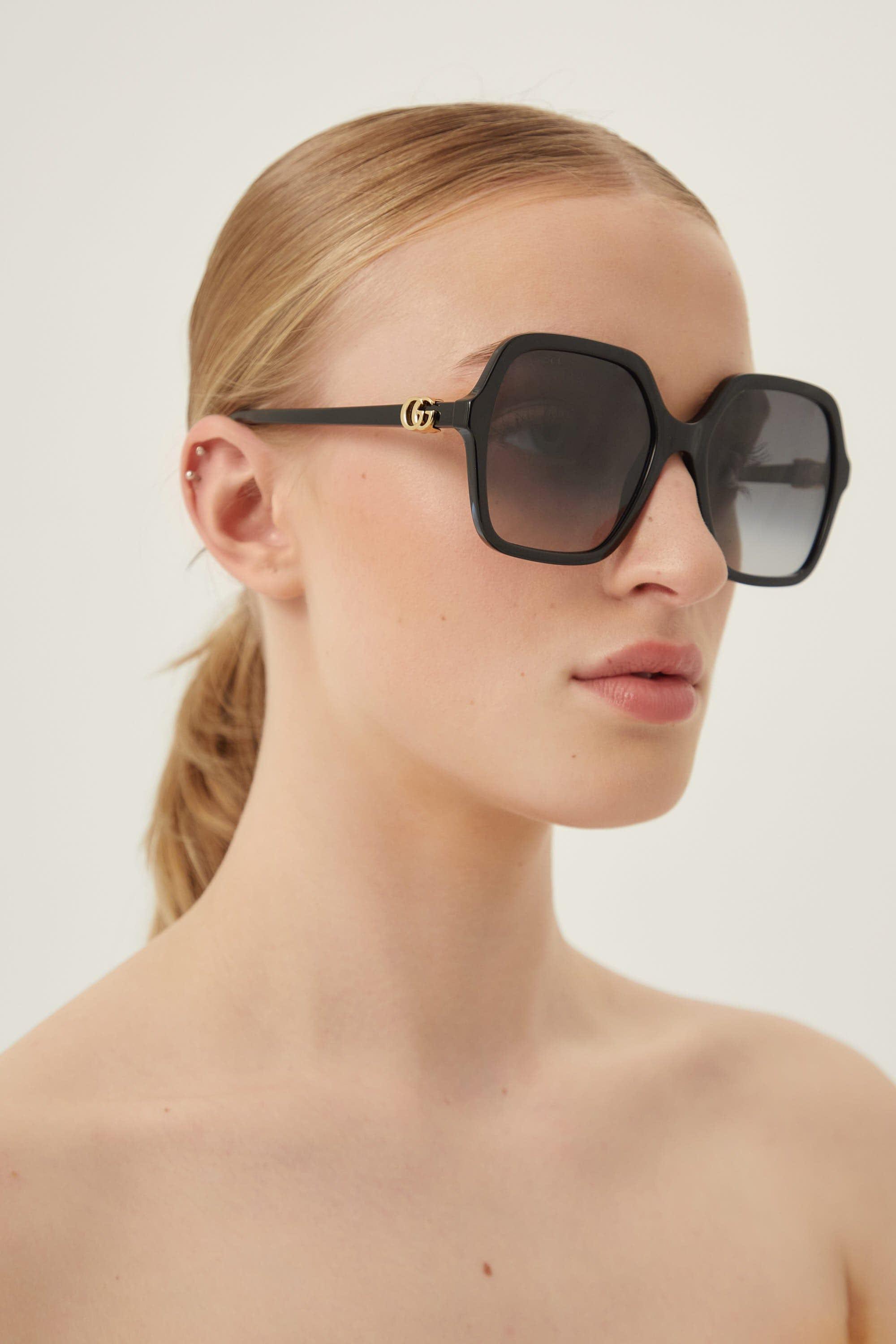 Gucci Black Square Sunglasses in Natural | Lyst