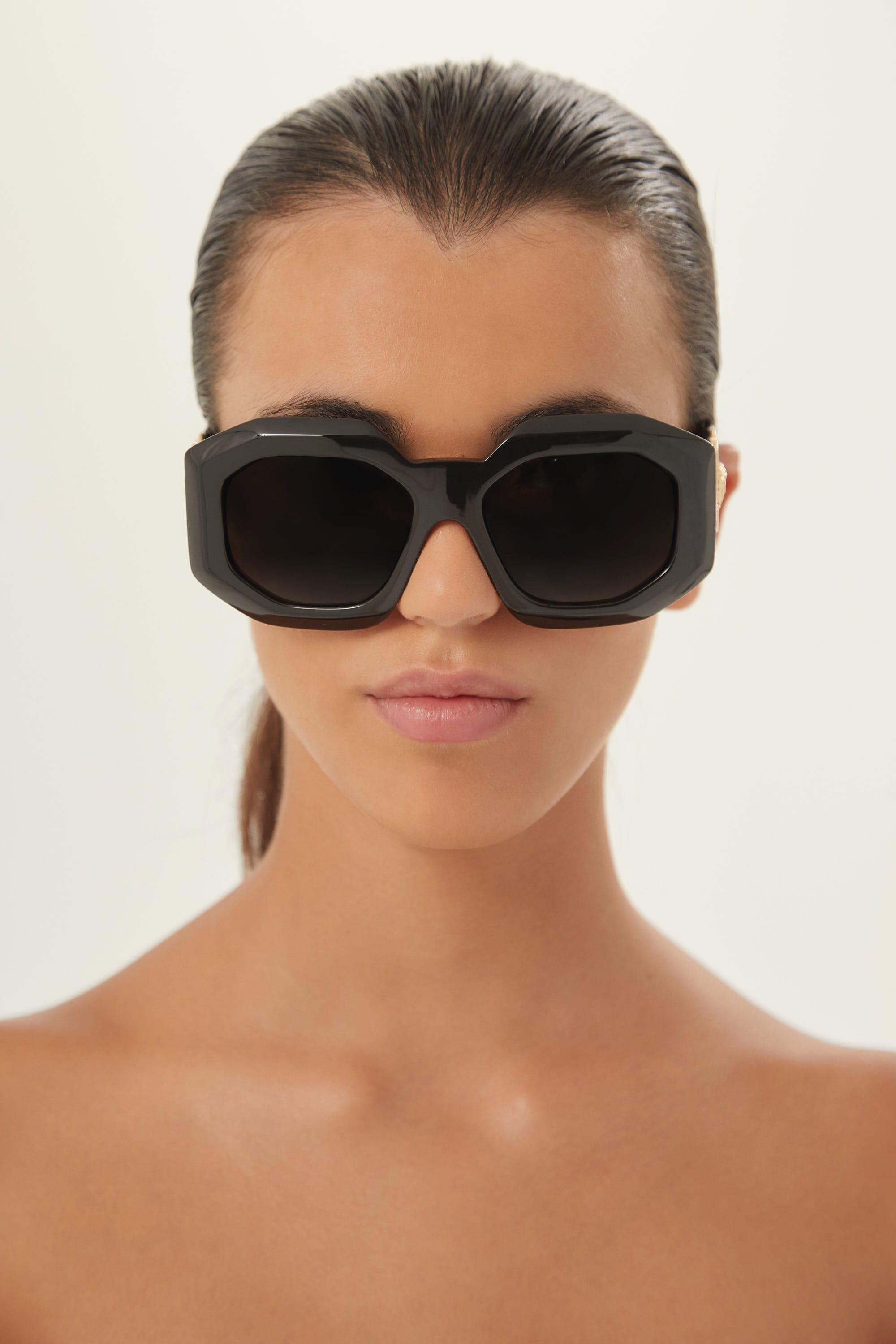 Versace biggie Oversized Sunglasses In Black With Iconic Jellyfish in Brown  | Lyst UK