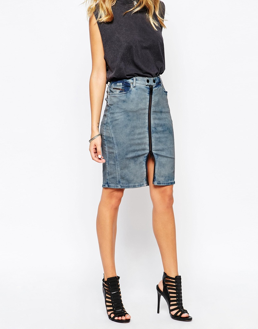 denim skirt with zipper in front