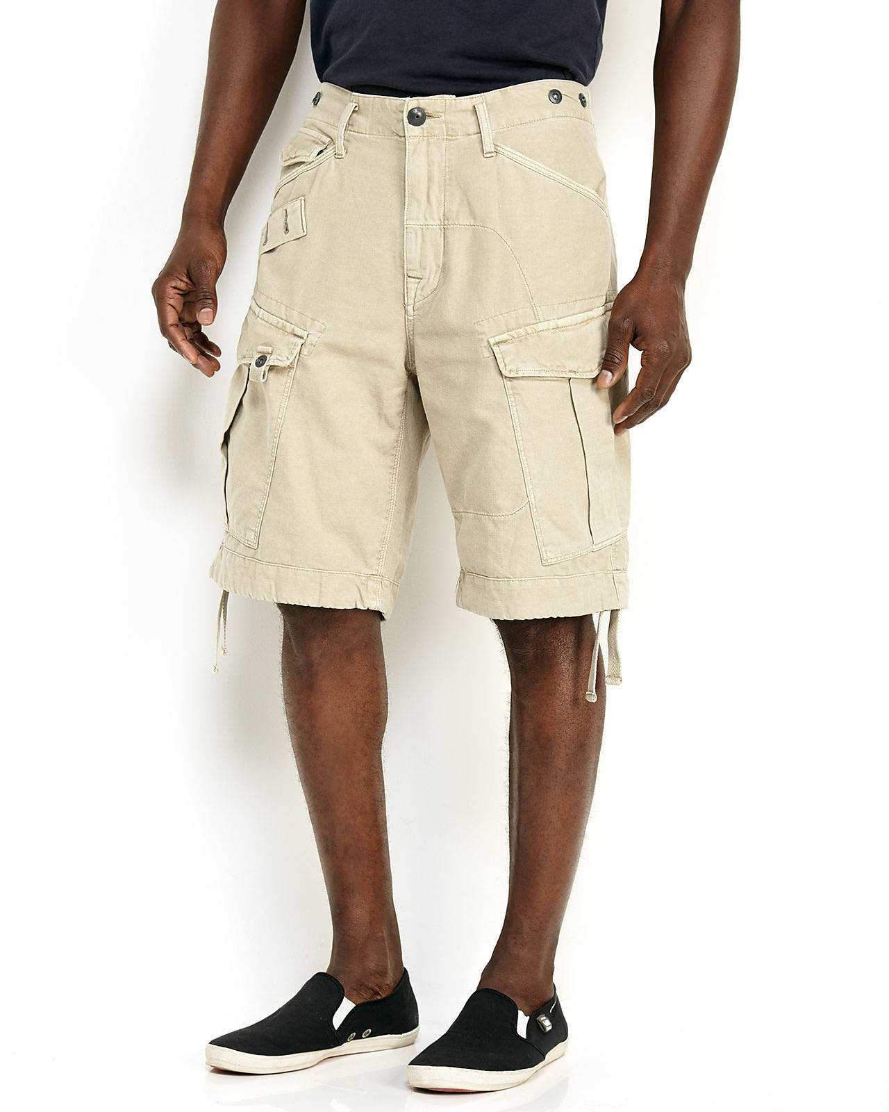 dark khaki cargo shorts
