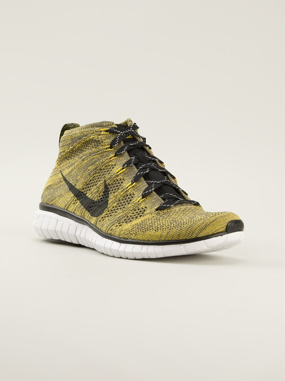 men's nike yellow sneakers